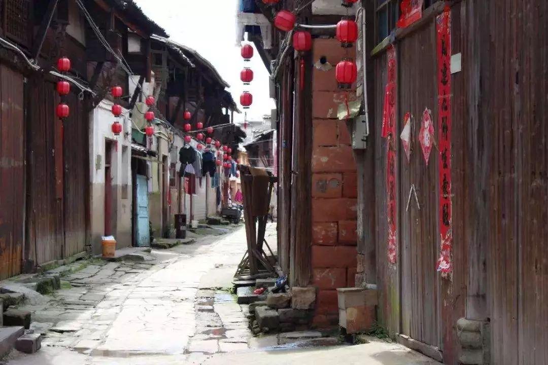 小偷使用不干胶获取指纹,真的能打开指纹锁吗?-专业的知识问答网页